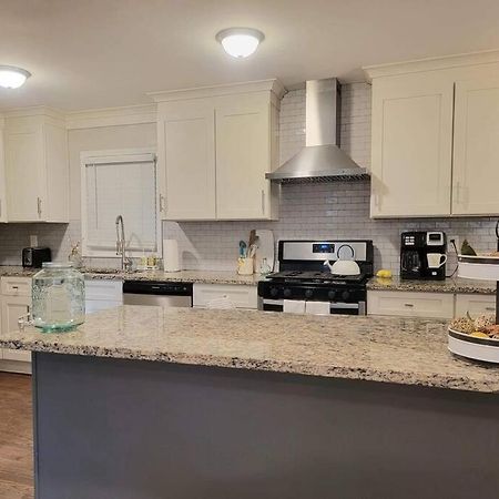 فيلا Refreshed!! Private 4Brms 2 Bath - 2 King Beds!! سميرنا المظهر الخارجي الصورة