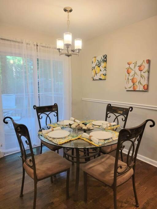 فيلا Refreshed!! Private 4Brms 2 Bath - 2 King Beds!! سميرنا المظهر الخارجي الصورة
