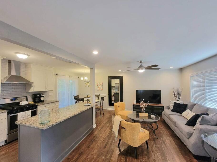 فيلا Refreshed!! Private 4Brms 2 Bath - 2 King Beds!! سميرنا المظهر الخارجي الصورة